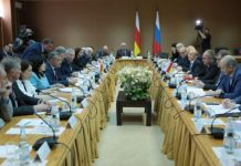 Руслан Бзаров: национальное образование должно быть единым на Юге и Севере Осетии