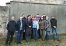 Добровольцы расчистили кладбище с наследием Сосланбека Едзиева
